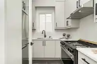 1917 168 STREET - thumbnail 11