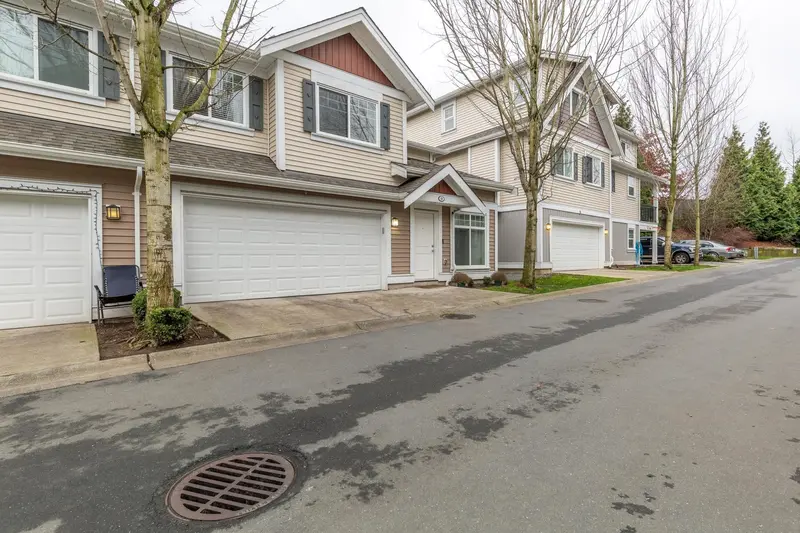 12 30748 CARDINAL AVENUE - photo 3 of 25