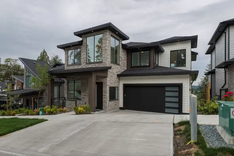 14899 35A AVENUE - photo 1 of 20