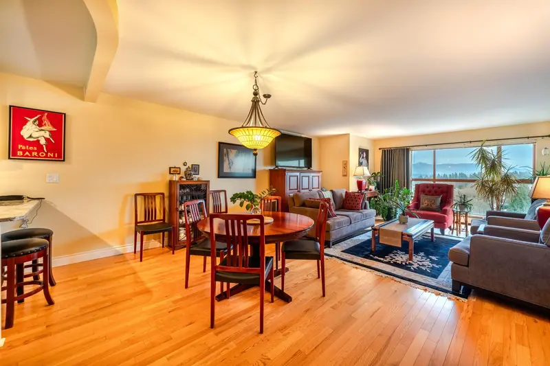 1606 612 FIFTH AVENUE - photo 3 of 22