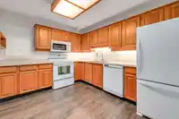 203 15255 18 AVENUE - thumbnail 8