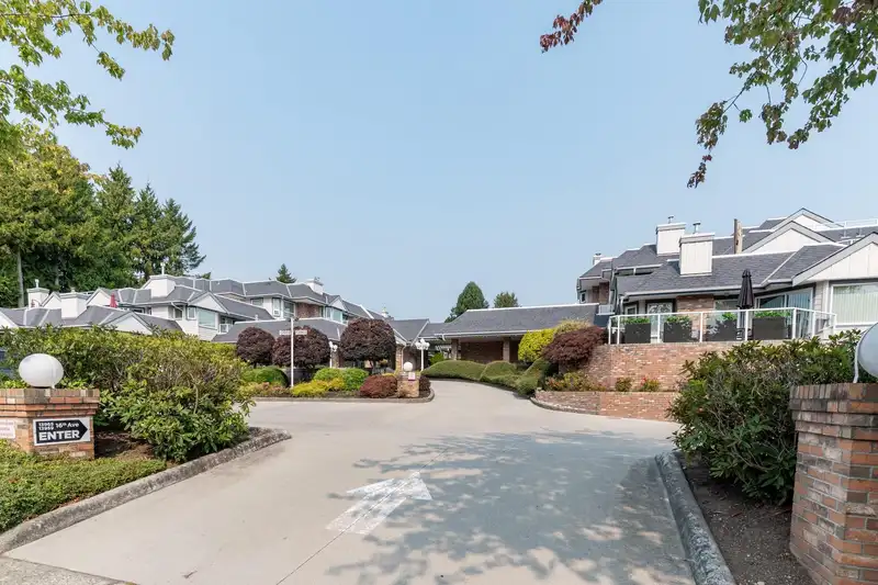 208 13965 16 AVENUE - photo 1 of 34