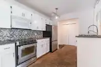 208 13965 16 AVENUE - thumbnail 10