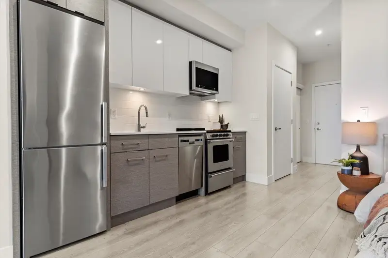 312 45510 MARKET WAY - photo 4 of 25