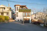 952 HABGOOD STREET - thumbnail 1