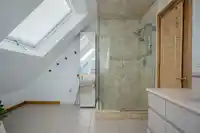 952 HABGOOD STREET - thumbnail 21