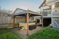 952 HABGOOD STREET - thumbnail 38