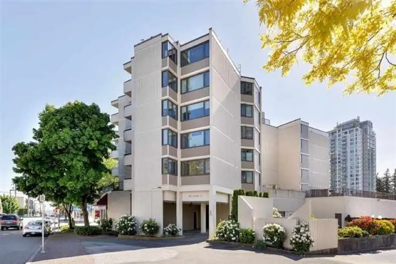 605 1521 GEORGE STREET - photo 1 of 29