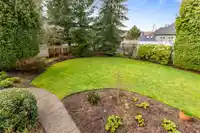 2341 138 STREET - thumbnail 37