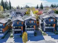 9 3618 150 STREET - thumbnail 1