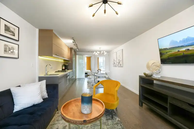 608 189 KEEFER STREET - photo 3 of 25