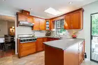 14449 19A AVENUE - thumbnail 11