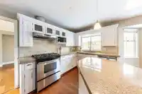 14971 21 AVENUE - thumbnail 11
