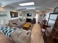 26 15875 20 AVENUE - thumbnail 3