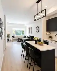 440 2635 KING GEORGE BOULEVARD - thumbnail 2