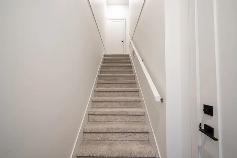 14 10527 155 STREET - photo 3 of 24