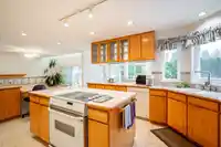 14476 18A AVENUE - thumbnail 9