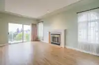 301 15130 PROSPECT AVENUE - thumbnail 4