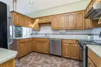 301 15130 PROSPECT AVENUE - thumbnail 10