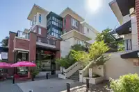 156 2950 KING GEORGE BOULEVARD - thumbnail 3