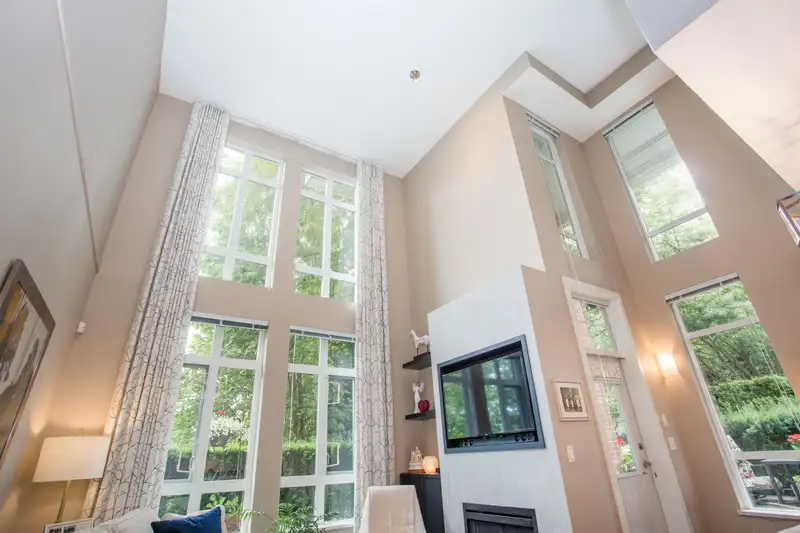 156 2950 KING GEORGE BOULEVARD - photo 4 of 38