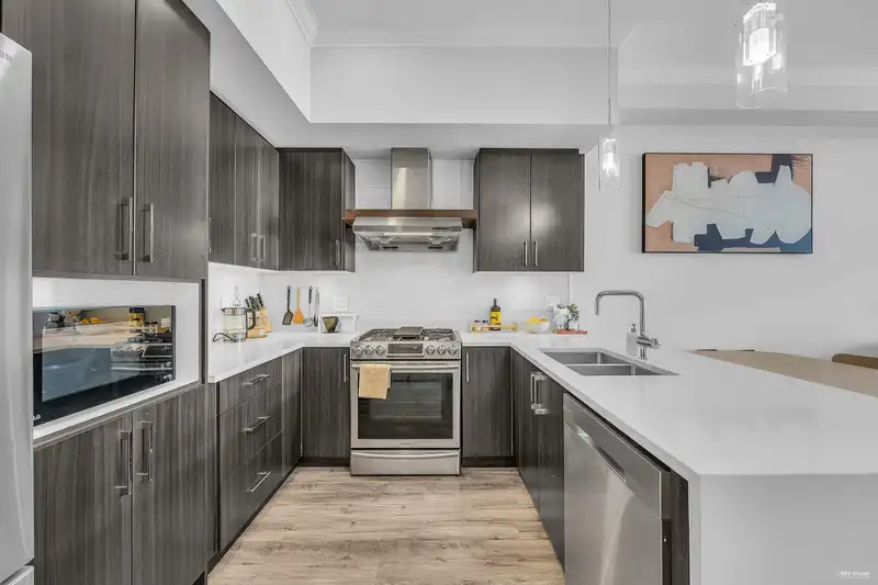 29 2528 156 STREET - photo 3 of 25