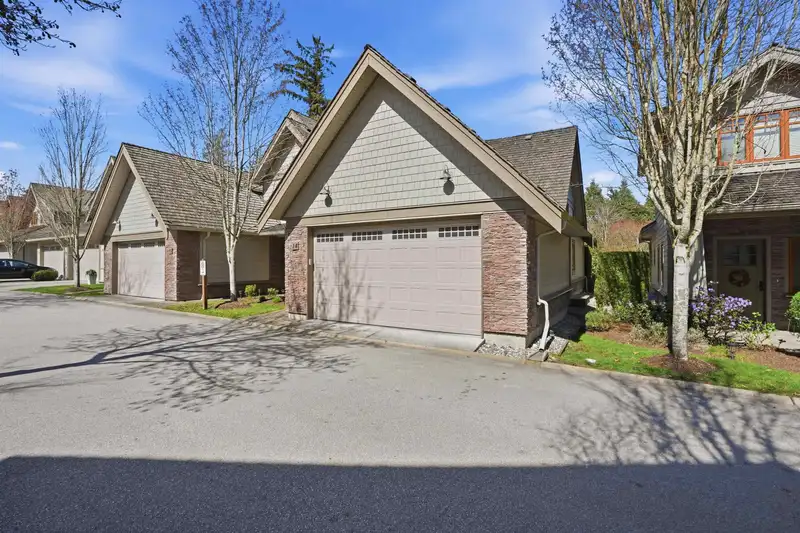 14 3122 160TH STREET - photo 1 of 25