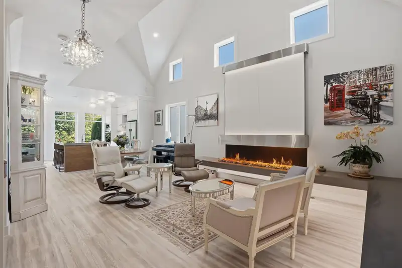14 3122 160TH STREET - photo 4 of 25