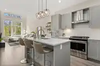 512 15436 31 AVENUE - thumbnail 1