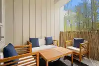 512 15436 31 AVENUE - thumbnail 3