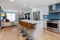 310 1153 VIDAL STREET - thumbnail 1