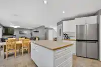 1551 161B STREET - thumbnail 12