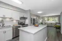 212 15991 THRIFT AVENUE - thumbnail 1