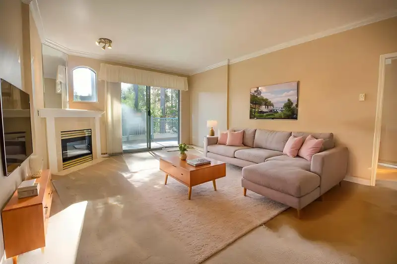 202 1745 MARTIN DRIVE - photo 2 of 31