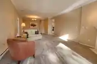 202 1745 MARTIN DRIVE - thumbnail 5