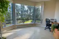 202 1745 MARTIN DRIVE - thumbnail 9