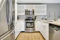 301 1441 BLACKWOOD STREET - thumbnail 12
