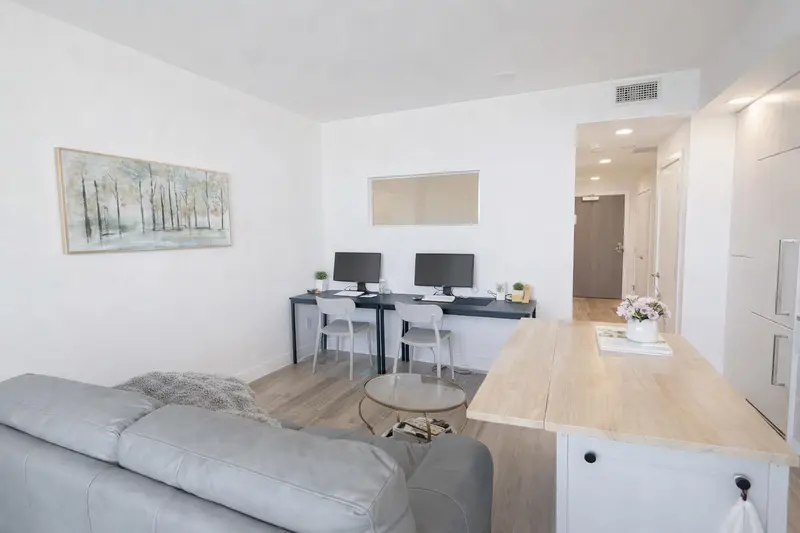 1003 4433 ALASKA STREET - photo 4 of 13