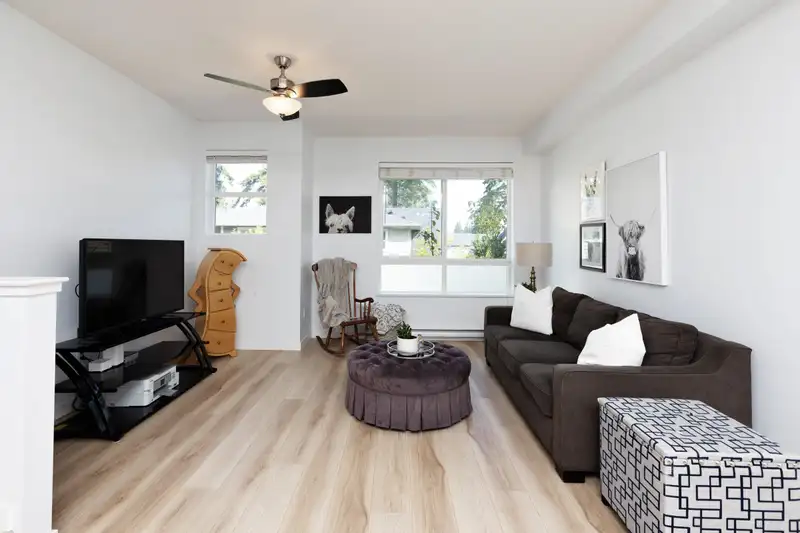 152 2729 158 STREET - photo 3 of 32