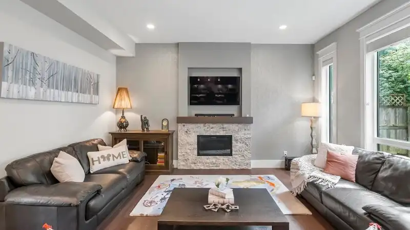 15758 MOUNTAIN VIEW DRIVE - photo 3 of 40