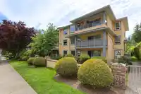 105 1459 BLACKWOOD STREET - thumbnail 2