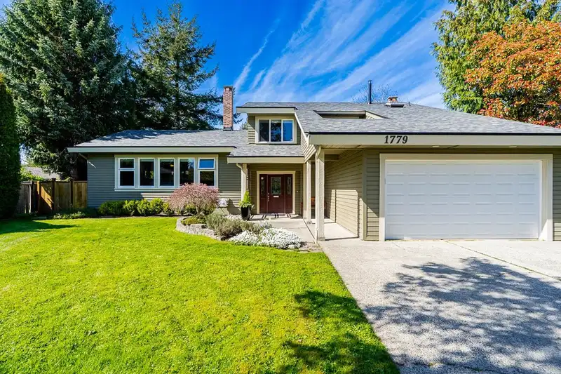 1779 148A STREET - photo 2 of 38