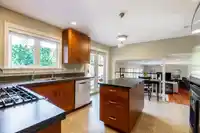 1779 148A STREET - thumbnail 12