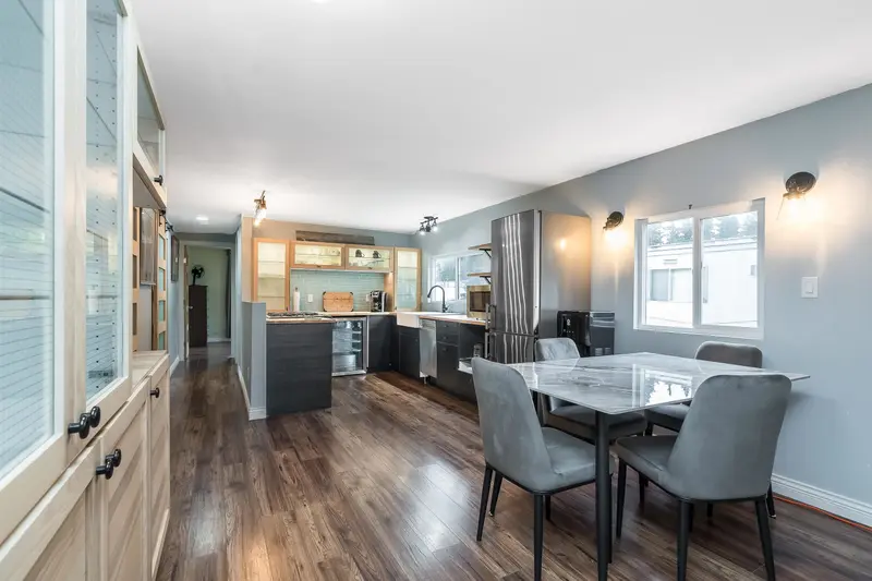 20 9080 198 STREET - photo 4 of 25