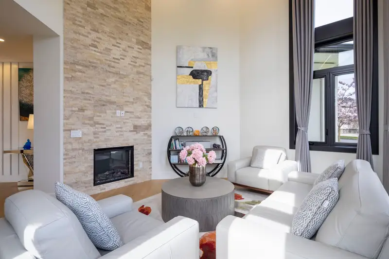 3311 SPRINGFORD AVENUE - photo 3 of 25