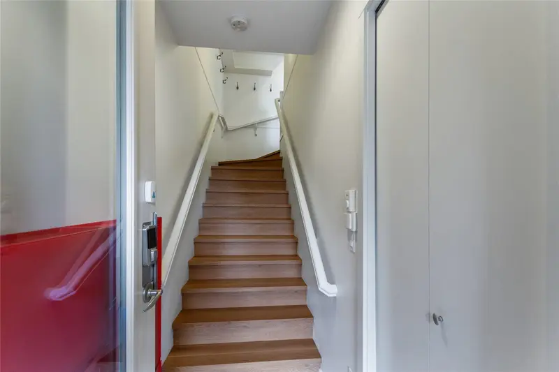 9 1863 WESBROOK MALL - photo 3 of 25