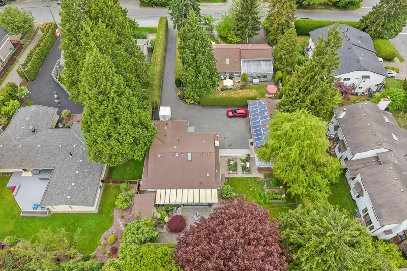 2566 126TH STREET - photo 1 of 39