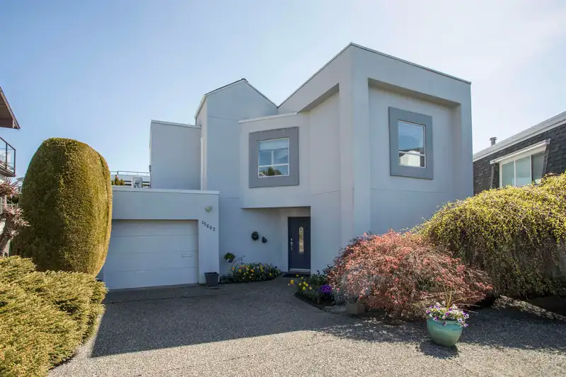 15662 SEMIAHMOO AVENUE - photo 2 of 36