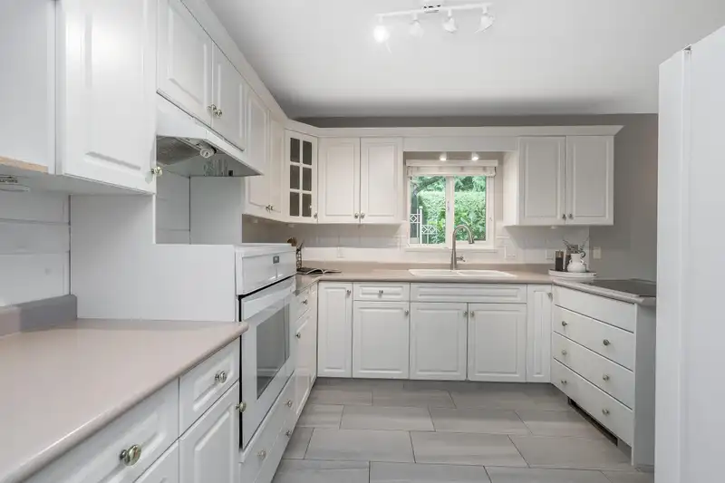 24 15099 28 AVENUE - photo 3 of 32