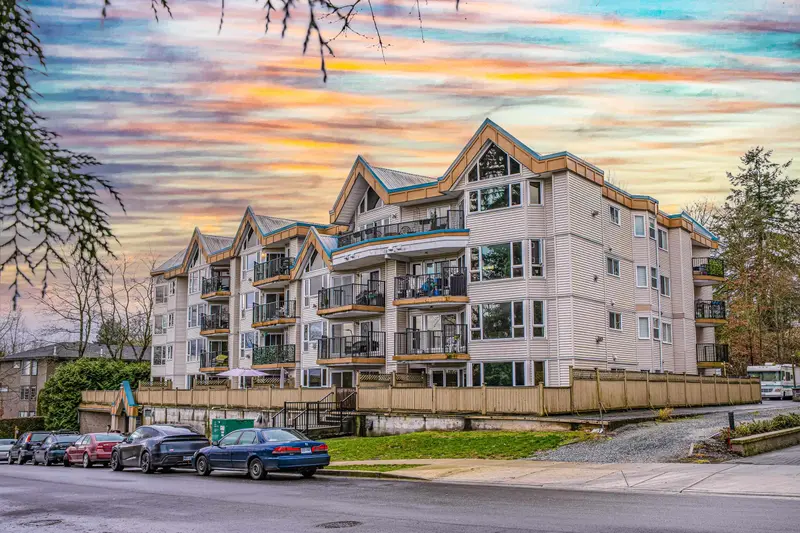 205 11595 FRASER STREET - photo 1 of 25